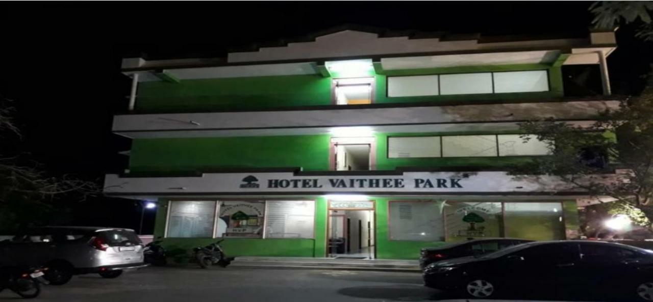 Hotel Vaithee Park 钦奈 外观 照片