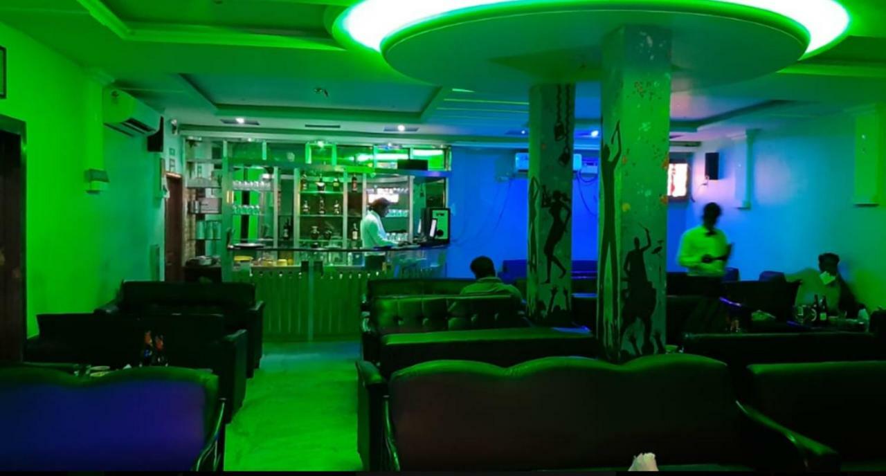 Hotel Vaithee Park 钦奈 外观 照片